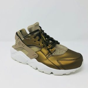 nike huarache khaki womens